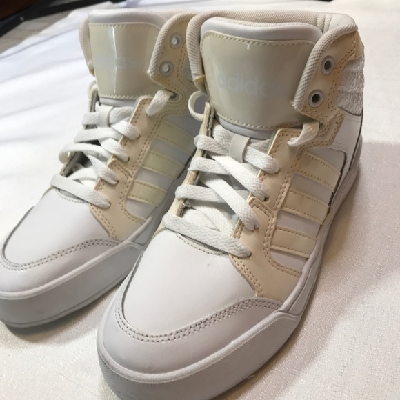 adidas NEO Raleigh Mid, Rare White & Cream, White on White Leopard Trim Athletic - Picture 6 of 16